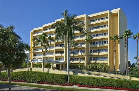 Edgewater Naples Reviews: Beach Hotel Revealed – Family Destinations Guide