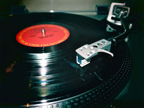 audio, disc, disk, music, music player, sound, turntable, vintage, vinyl 4k wallpaper and background