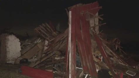 Storm damage reported after tornado hits Evansville, Wisconsin