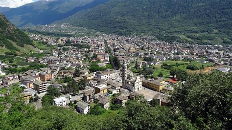 Tirano Hotels: 83 Cheap Tirano Hotel Deals, Italy