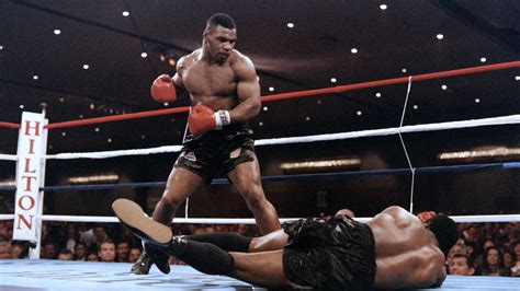 Boxe : la légende de Mike Tyson en 5 combats