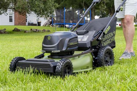 Green Machine Battery-Powered Lawn Mower Review - Pro Tool Reviews