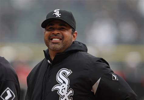 Chicago White Sox: Three reasons to re-hire Ozzie Guillen - Page 2