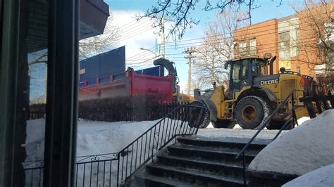 Montreal snow removal - YouTube