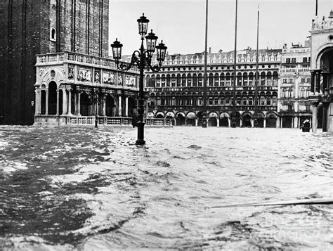 Venice: Flood, 1966 Photograph by Granger