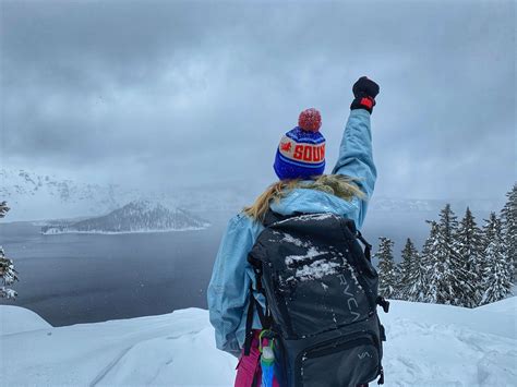 Snowshoeing in Crater Lake National Park – Queen of Adventure