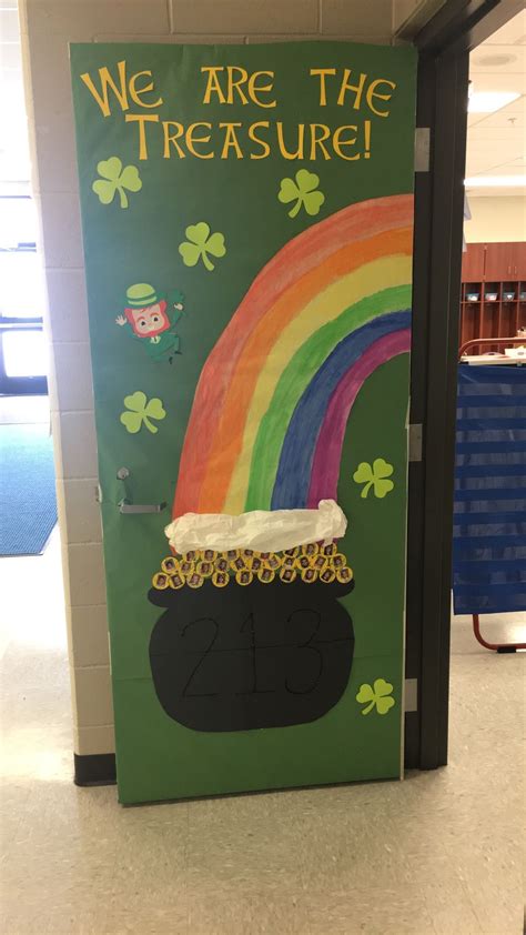 St Patrick S Day Door Decoration School Stuff | Door decorations classroom, St patrick's day ...