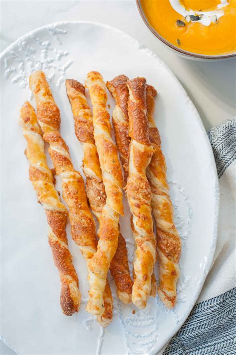 Puff pastry cheese straws (video) - Everyday Delicious