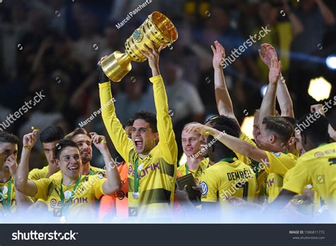 453 Dfb pokal Stock Photos, Images & Photography | Shutterstock