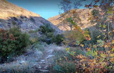 7 Great Hiking Trails In Ojai - Go Travel California