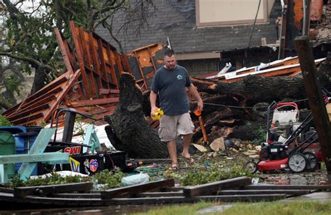 Catholic groups are mobilizing to help in Hurricane Harvey’s aftermath ...