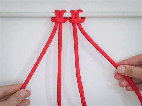 How to tie a Macrame Square Knot (With Pictures)