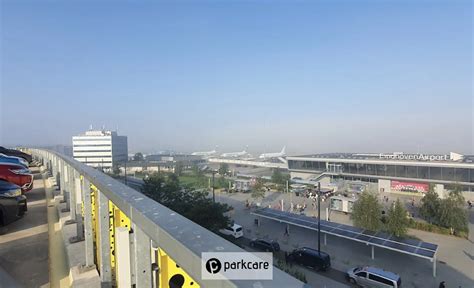 Parkeren Eindhoven Airport P1 » Info, Tarieven & Online Boeken