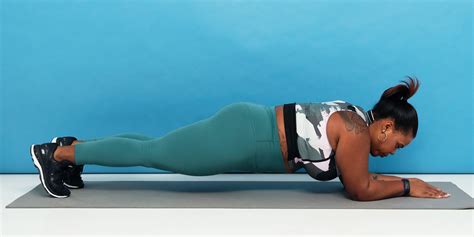 This Full-Body Plank Workout Takes Just 5 Minutes to Do | SELF