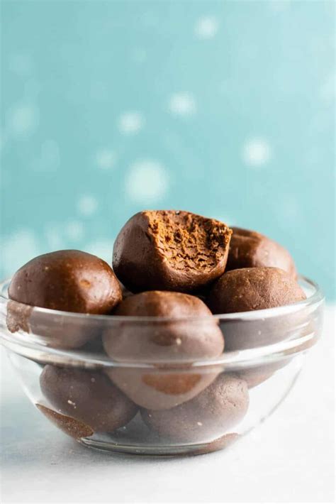 Chocolate Protein Balls Recipe - Build Your Bite