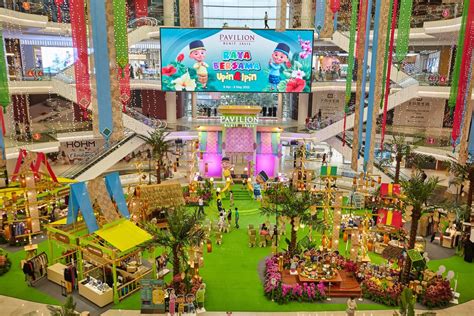 10 Festive Hari Raya Displays in Klang Valley Shopping Malls | Tatler Asia