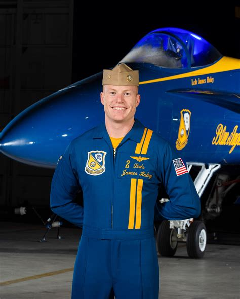 Get To Know the Blue Angels Pilots Flying Across Dallas-Fort Worth Wednesday – NBC 5 Dallas-Fort ...
