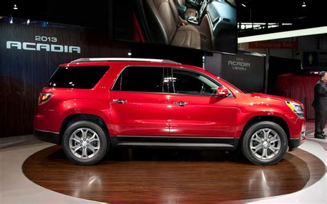 2013 GMC Acadia First Look - 2012 Chicago Auto Show - Automobile Magazine