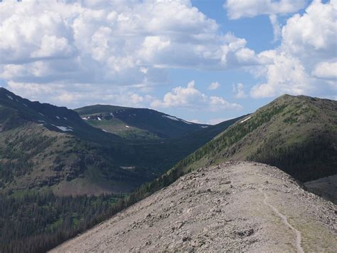 The Continental Divide in Colorado | CDT Hiking Trails and Driving Mountain Passes