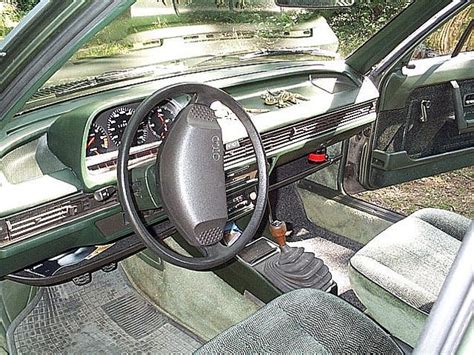 Audi 5000 Interior