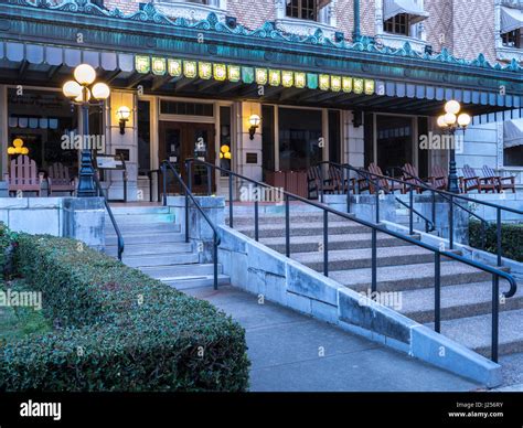 Fordyce Bathhouse at dusk, Bathhouse Row, Hot Springs National Park ...