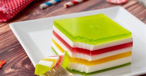 10 Best Layered Jello Recipes | Yummly