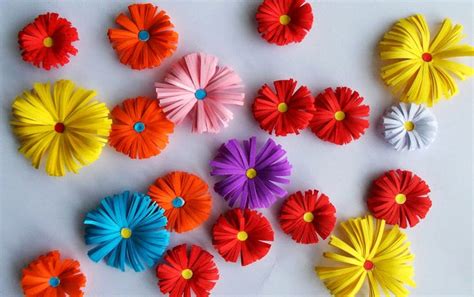 15 Easy Paper Flowers Crafts For Toddlers, Preschoolers and Bigger Kids