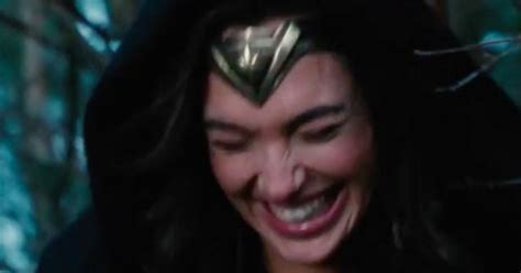 Gal Gadot's 'Wonder Woman' Bloopers Will Make You Love The Film Even More | Gal gadot, Gal gadot ...