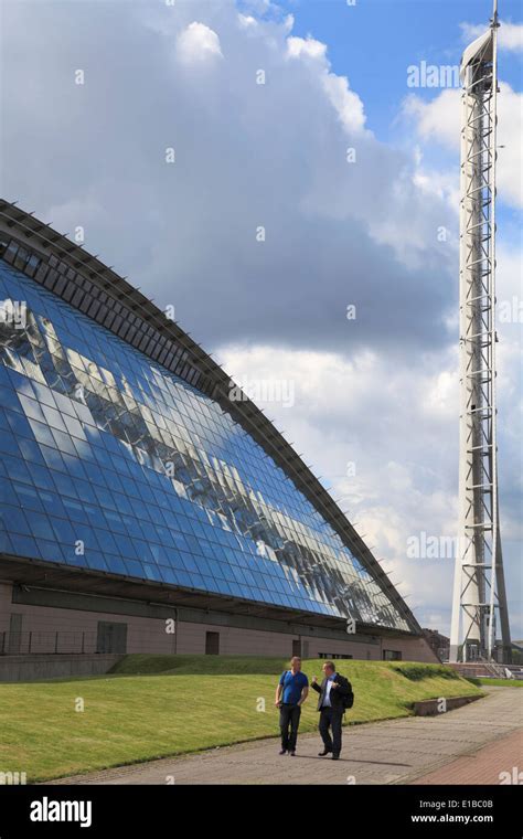 UK, Scotland, Glasgow, Science Centre, Glasgow Tower Stock Photo - Alamy