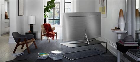 The new Samsung QLED TV with 100% perfect colour volume | Samsung Australia