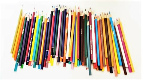 LOT of Mixed Brands Colored Pencils - Crayola, Prang, Artist's Loft - Pencils & Charcoal