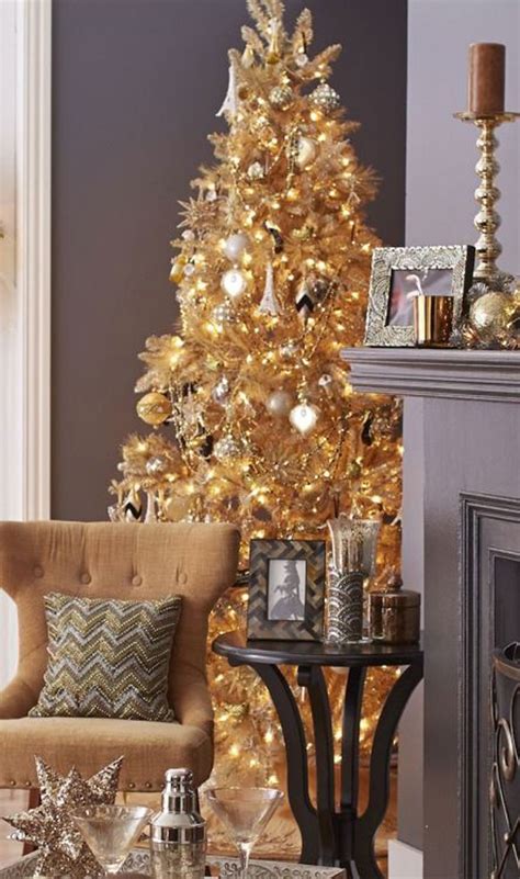 20 Luxury Gold Christmas Trees Decor For Sparkling Holidays | Home Design And Interior