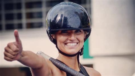 'Helmet Girl' won't let concussions, bullies kill her Olympic dream ...