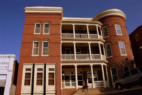 Hotel Lindo - Covington, TN | The three-story Hotel Lindo wa… | Flickr