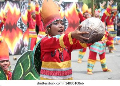 307 Davao festivals Images, Stock Photos & Vectors | Shutterstock