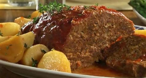 Slow Cooker Meatloaf and Potatoes - Healthy Recipes