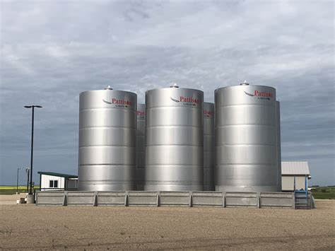 Stainless Steel Tanks - Pattison Liquid Systems