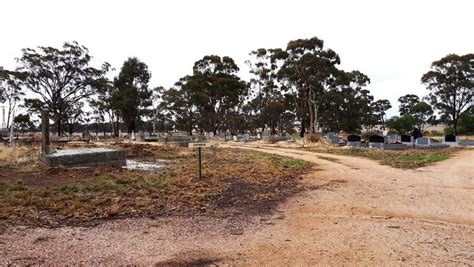 Inglewood Cemetery | Goldfields Guide