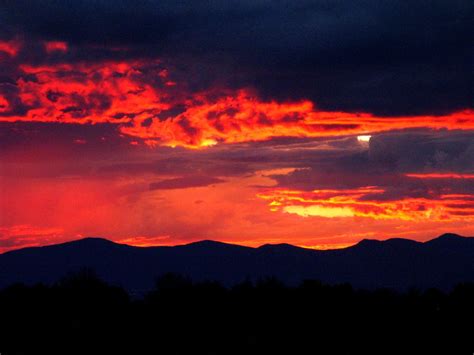 Red Sunset Over Santa Fe, New Mexico | The reds and oranges … | Flickr