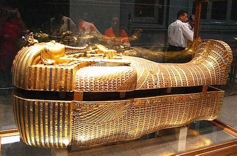 King Tutankhamun's Sarcophagus in Cairo | Tutankhamun, Egypt museum ...