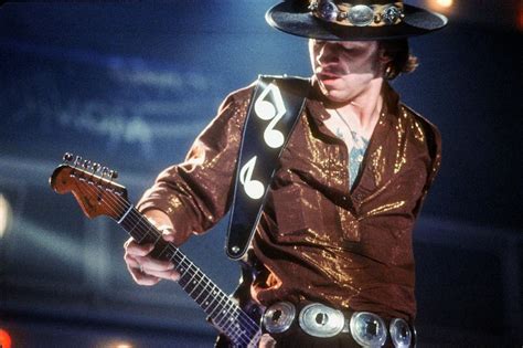 10 Best Stevie Ray Vaughan Songs of All Time - Singersroom.com