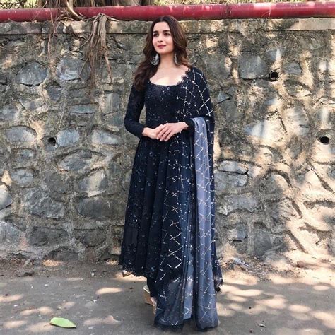 Alia Bhatt's Indian Looks From Kalank Promotions | Monday Crush ...