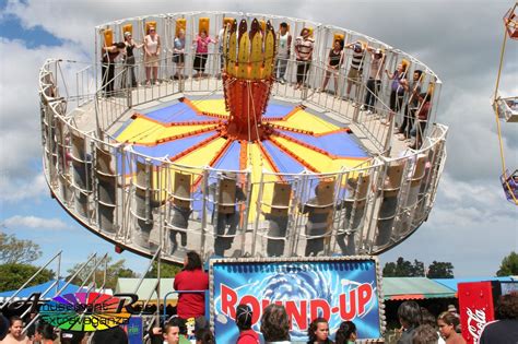 Mahon’s nicely presented Roundup, New Zealand – Amusement Ride Extravaganza