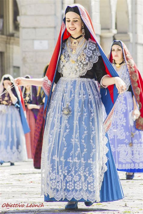 Portamento | Italian traditional dress, Traditional outfits, Traditional fashion