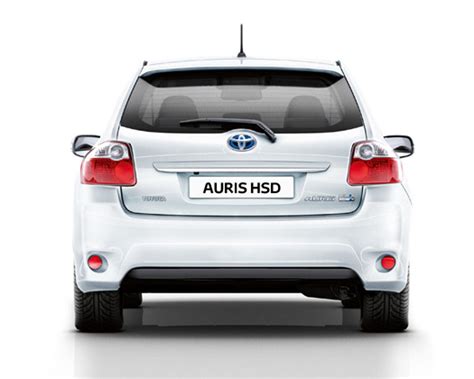 Toyota Auris Hybrid - CNET