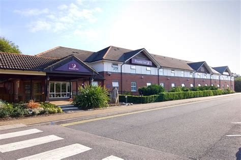 PREMIER INN BRISTOL SOUTH HOTEL - UPDATED 2022 Reviews & Price ...