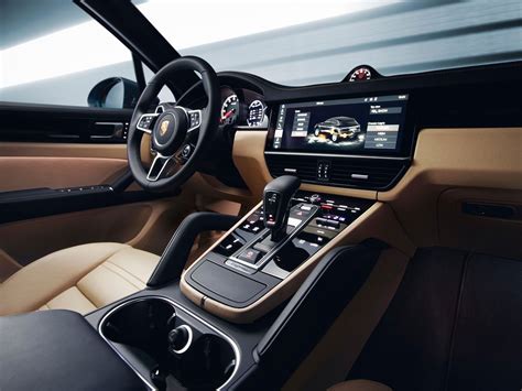 2018 Porsche Cayenne Interior - Car Body Design