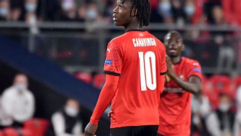 Eduardo Camavinga fête ses 18 ans : son début de carrière au Stade ...