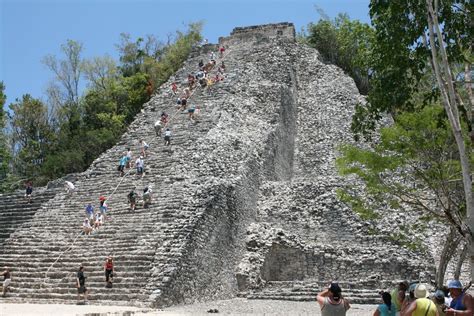 5 Must-Visit Mayan Ruins Near Cancun