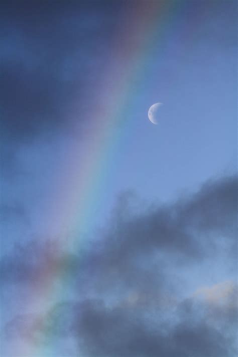 Rainbow & Moon. | Rainbow photography nature, Rainbow sky, Rainbow ...